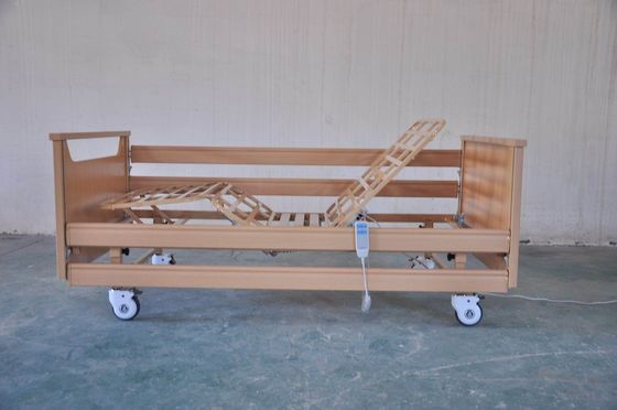 comprar Oficio de enfermera eléctrico CareBed de las funciones plegables pacientes de madera de Siderails dos Fabricación en línea