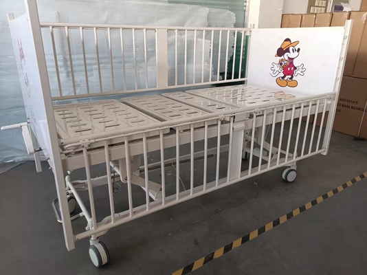 comprar El acero manual inestable de la cama de hospital tres rocía blanco plástico del marco Fabricación en línea