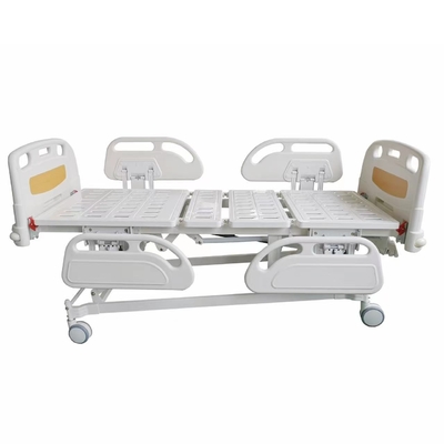 Dos blancos ajustables de cuidado eléctricos de la cama de la función para el hospital