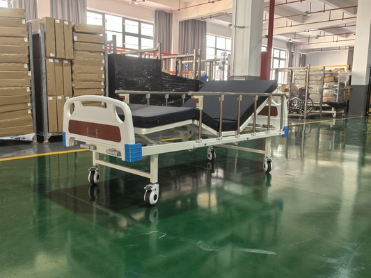 Cama de hospital manual de dos funciones con marco de acero laminado en frío