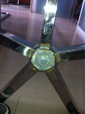 Soporte médico de la infusión de los accesorios del acero inoxidable IV poste para la base inferior