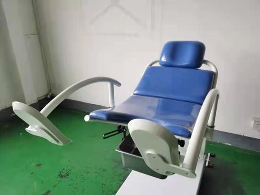 Cama eléctrica de la entrega de la tabla de la cama ginecológica ajustable obstétrica del examen