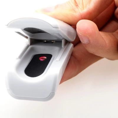Oxímetro material plástico del pulso del finger blanco para el oxímetro del hospital
