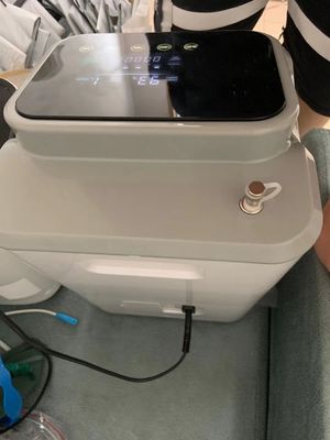 Máquina del oxígeno del concentrador 1L 7L el 93% del oxígeno del hogar para el hogar