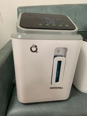 Máquina del oxígeno del concentrador 1L 7L el 93% del oxígeno del hogar para el hogar
