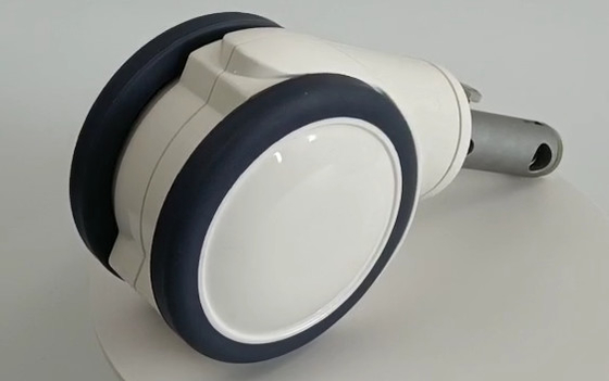 6 pulgadas de echador médico del control de centro ruedan blanco material de TPR