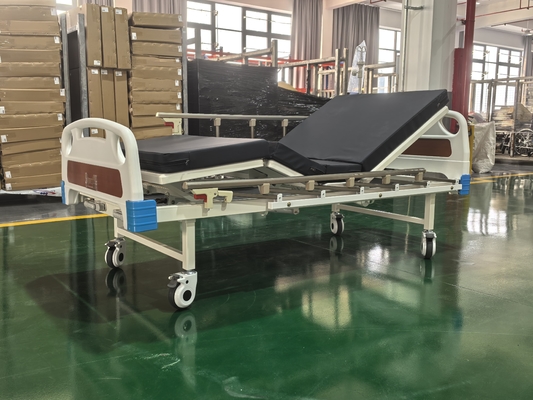 Cama de hospital manual de dos funciones con marco de acero laminado en frío